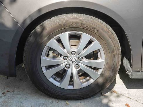 Used 2016 Honda Odyssey SE image 10