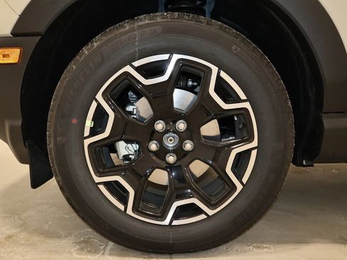 New 2025 Ford Bronco Sport Outer Banks w/ Outer Banks Tech Package+ image 28