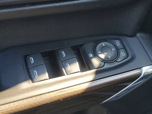 Certified 2019 Chevrolet Silverado 1500 LT w/ All-Star Edition AWD/4WD image 16