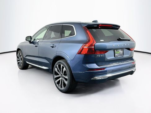 Used 2023 Volvo XC60 B5 Ultimate w/ Climate Package FWD image 5
