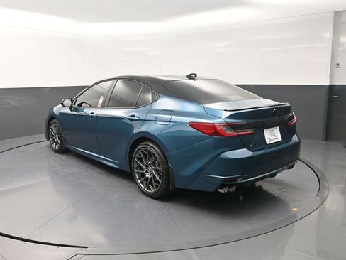 Used 2026 Toyota Camry XSE AWD/4WD image 8