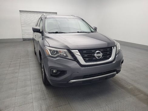 Used 2020 Nissan Pathfinder SL image 14