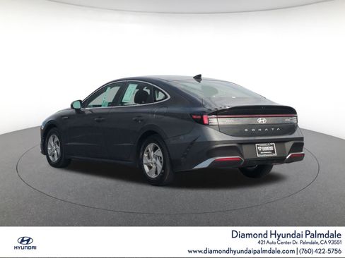 Certified 2025 Hyundai Sonata SE FWD image 5