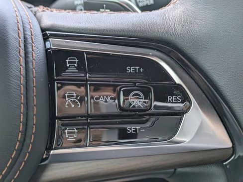 New 2025 Jeep Grand Cherokee L Summit image 24