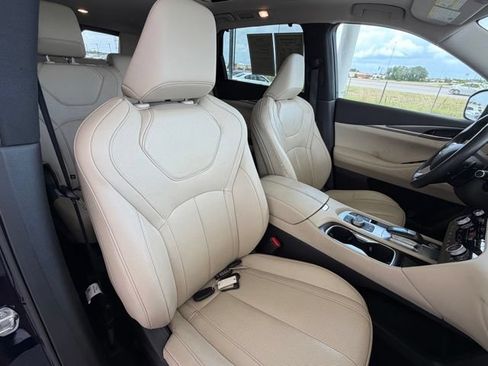 Used 2023 INFINITI QX60 Luxe w/ Vision Package AWD/4WD image 37