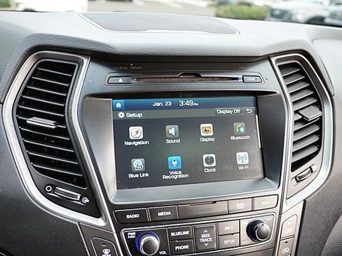 Used 2018 Hyundai Santa Fe Limited image 27