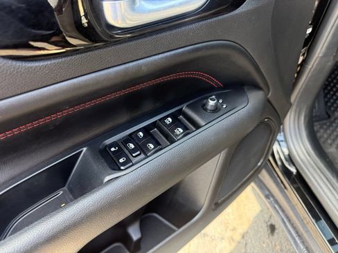 Used 2024 Jeep Compass Trailhawk AWD/4WD image 14