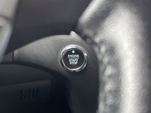 Used 2022 Ford Edge SEL image 20