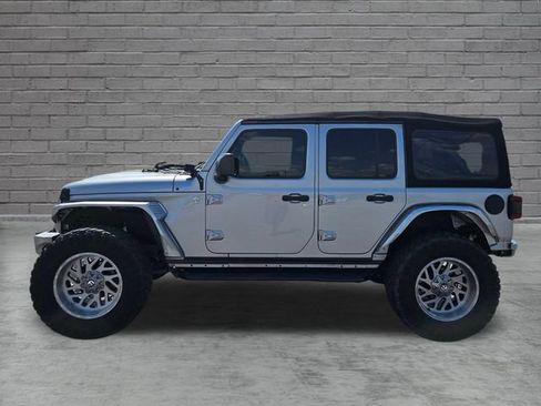Used 2018 Jeep Wrangler Unlimited Sport S AWD/4WD image 2
