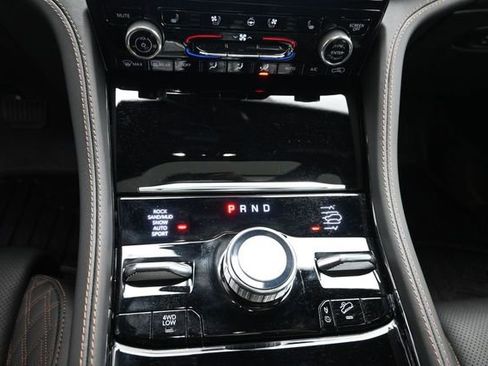 Used 2023 Jeep Grand Cherokee L Summit AWD/4WD image 18