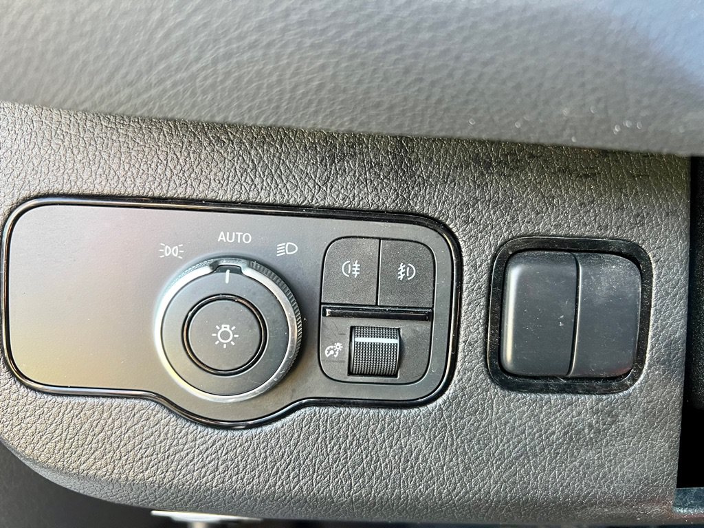 Used 2019 Mercedes-Benz Sprinter 170 w/ Premium Plus Package image 37
