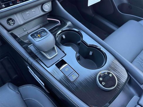 Certified 2026 Nissan Rogue Platinum w/ Platinum Premium Package image 31