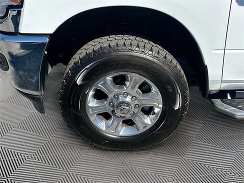 Used 2024 RAM 2500 Big Horn image 28