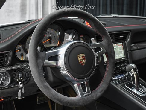 Used 2014 Porsche 911 GT3 RWD image 9