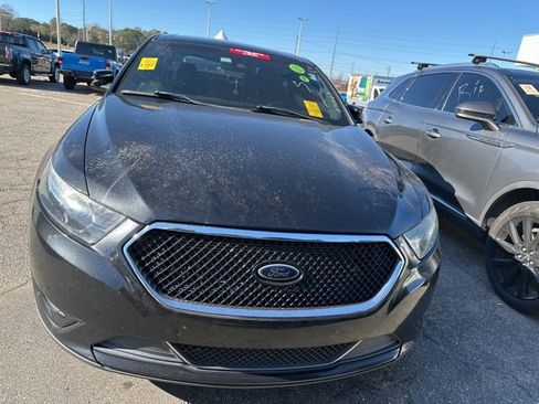 Used 2013 Ford Taurus SHO image 1