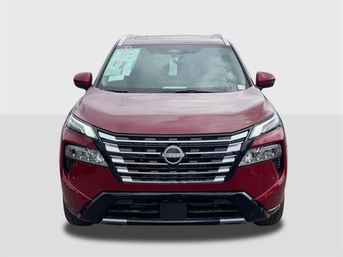 New 2026 Nissan Rogue Platinum image 4