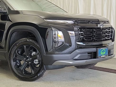 Certified 2025 Chevrolet Equinox LT w/ Midnight Edition image 2