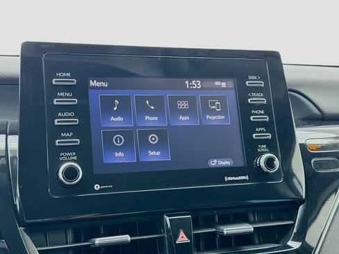 Used 2022 Toyota Camry SE w/ Convenience Package FWD image 9