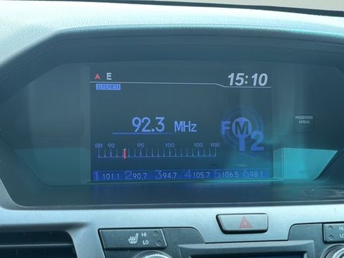 Used 2011 Honda Odyssey EX-L image 29
