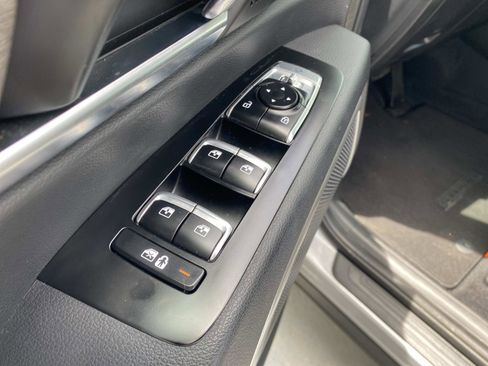 Used 2022 Kia Telluride EX w/ EX Premium Package AWD/4WD image 17