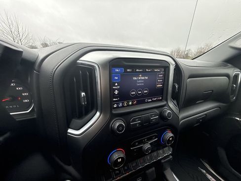 Certified 2020 Chevrolet Silverado 1500 RST image 19