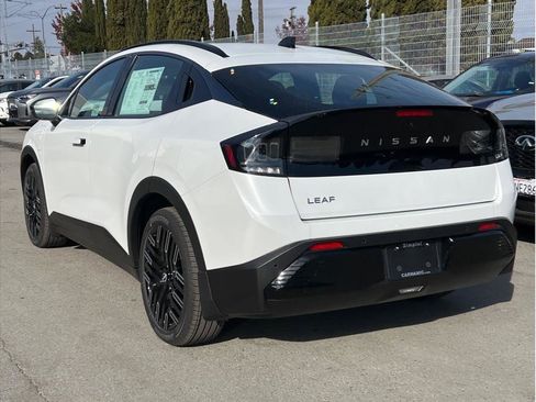 New 2026 Nissan Leaf Platinum+ w/ Cargo Package (Platinum+) image 6