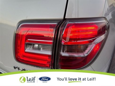 Used 2017 Nissan Armada Platinum w/ Captain Seat Package image 38