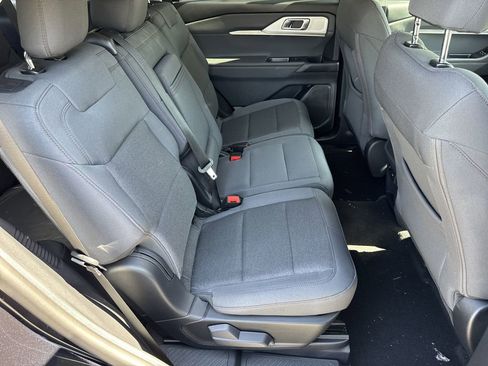 New 2026 Ford Explorer Active image 15