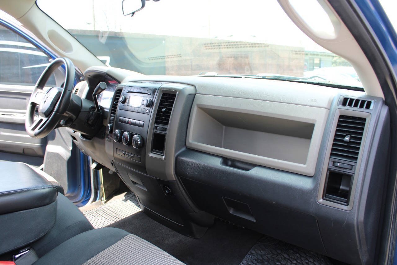 Used 2011 RAM 1500 ST w/ SXT Appearance Group AWD/4WD image 14