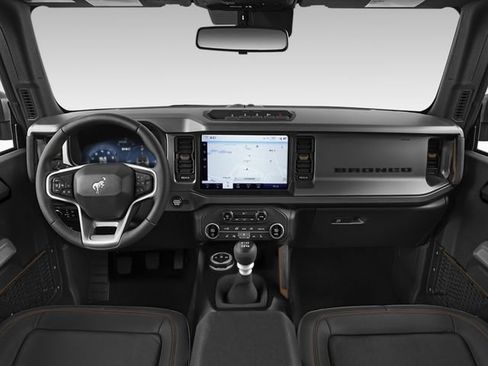 Used 2025 Ford Bronco Badlands image 3