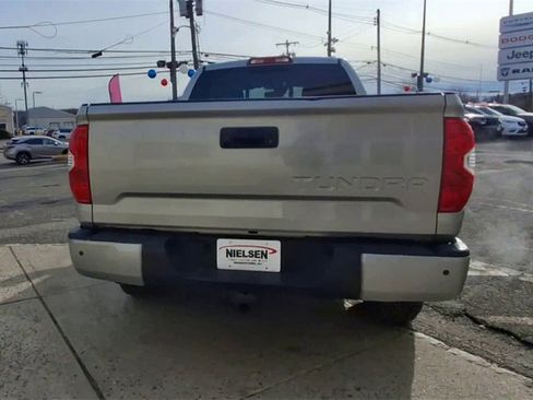 Used 2018 Toyota Tundra SR5 image 7