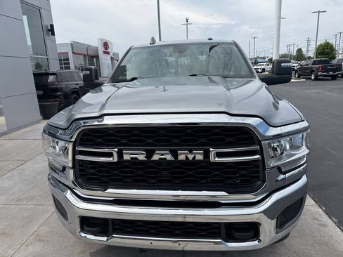 Used 2024 RAM 3500 Tradesman w/ Chrome Appearance Group AWD/4WD image 22