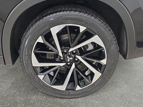 Used 2024 Mitsubishi Outlander SE AWD/4WD image 31