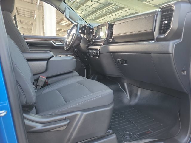 Used 2023 Chevrolet Silverado 1500 LT w/ Convenience Package II AWD/4WD image 21