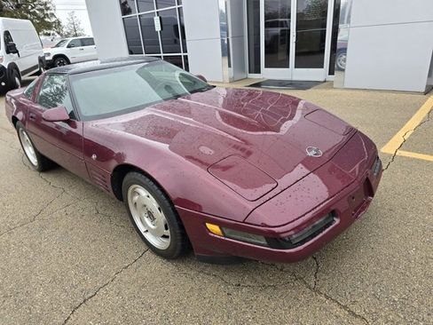 Used 1993 Chevrolet Corvette Coupe image 1