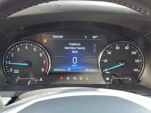 Used 2023 Ford Explorer XLT w/ Equipment Group 202A AWD/4WD image 22
