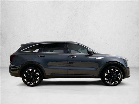 Used 2024 Kia Sorento SX FWD image 5