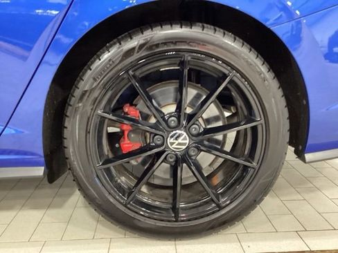 Used 2024 Volkswagen Jetta GLI 40th Anniversary Edition image 23