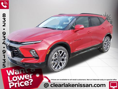 Used 2023 Chevrolet Blazer RS w/ Enhanced Convenience Package image 3