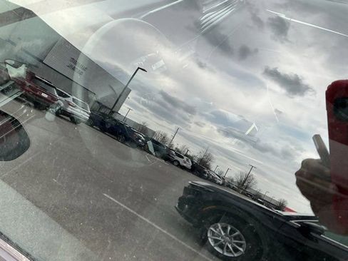 Used 2025 Toyota Camry LE image 25