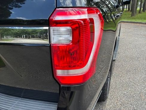Used 2021 Ford Expedition XLT RWD image 14