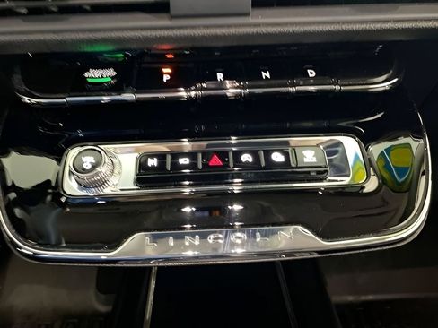 Used 2023 Lincoln Corsair AWD w/ Equipment Group 101A image 43