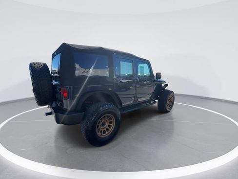 Used 2017 Jeep Wrangler Unlimited Sport image 8