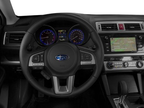Used 2016 Subaru Outback 2.5i Limited AWD/4WD image 9