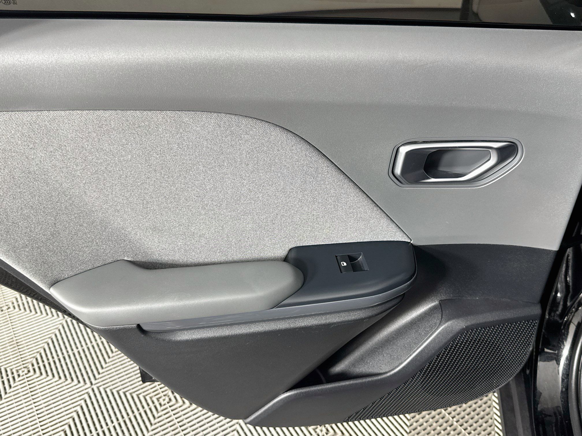 Used 2025 Kia K4 EX FWD image 24