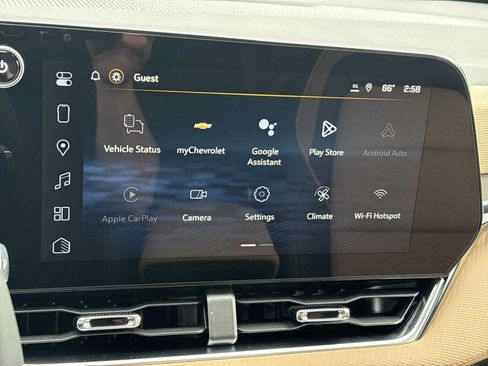 New 2026 Chevrolet Equinox ACTIV w/ Convenience Package III AWD/4WD image 34