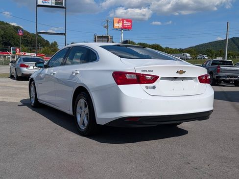 Used 2024 Chevrolet Malibu LS w/ Driver Confidence Package FWD image 3