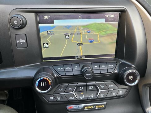 Used 2016 Chevrolet Corvette Z06 w/ Z07 Performance Package image 29