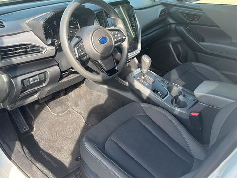 Used 2025 Subaru Crosstrek 2.5i Premium AWD/4WD image 11