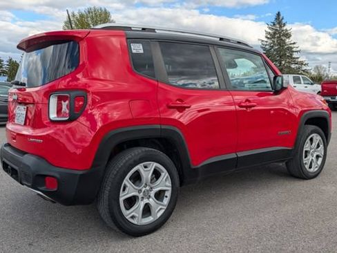 Used 2018 Jeep Renegade Limited w/ UConnect 8.4 Nav Group AWD/4WD image 2